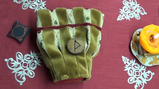 3 руна ТУРИСАЗ - гадание и трактовка\ смотреть онлайн