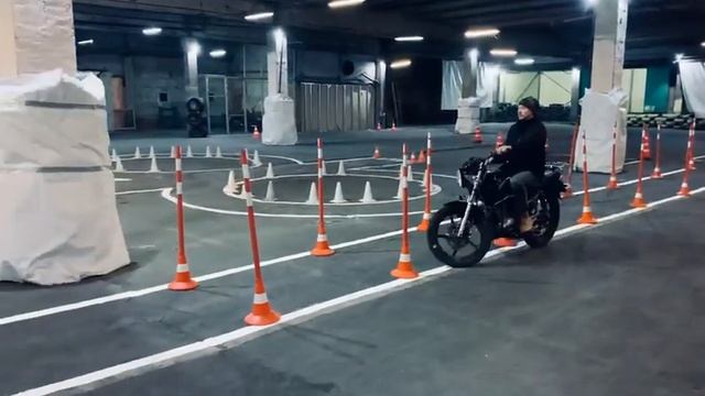 Обучение вождению на мотоцикле. Категория А. смотреть онлайн
