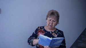 "Туған телгә 100 аҙым": Гүзәлиә Тутаева Рафаэль Сафиндың "Ҡыр ҡаҙҙары" шиғырын уҡый