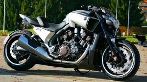 Yamaha V-MAX 1700 - Кастом  !