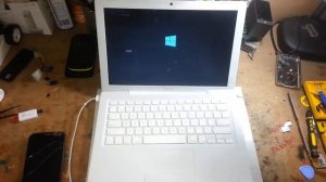 Como instalar un Windows 8.1 a una MacBook A1181