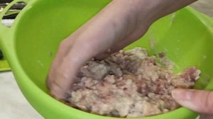 Домашние котлеты из свинины.