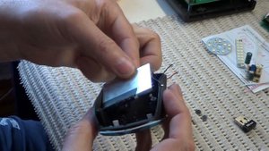 Переделка радиомышки на питание от аккумулятора мобилки