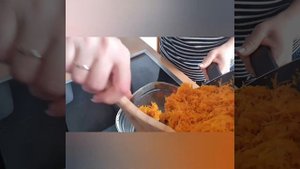 Сладкие сдобные пирожки с морковкой