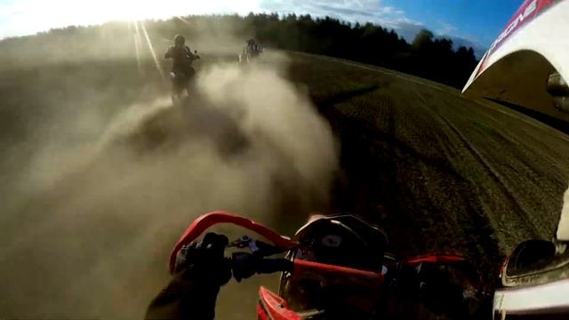 Помогаем вспахивать поля (не надо так) смотреть онлайн