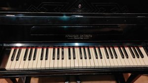 пианино «детское» Красный октябрь | mini upright piano Red October