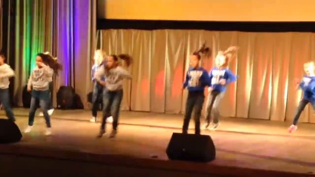 Отчетный концерт Ксюша смотреть онлайн