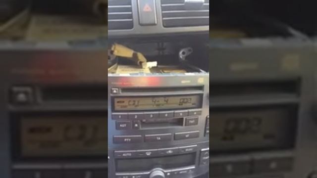 Mp3 для штатной магнитолы Тойоты Авенсис смотреть онлайн