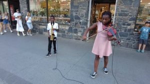 Amazing Street Performance, Lean On Me- (Bill Withers)  Saxophone /Violin Cover by 11 and 13 Yr old