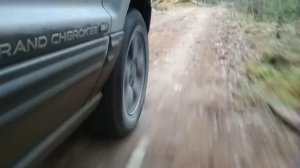 Какой расход топлива Jeep Grand Cherokee WJ 4.7 Бездорожье лёгкий Off road и расход топлива