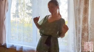 Marta Vlog ? Dancing at the window