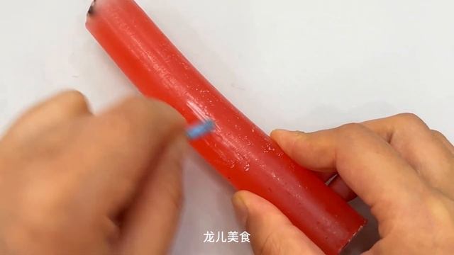 插座很難插進去怎麼辦？老電工教你一招，馬上變得很好插，太棒了【百變小廚坊】#插座  #電工