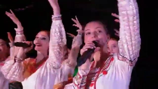 "ВАРЕНЬКА" - Народно-эстрадный ансамбль песни и танца 'ЖарПтица'
