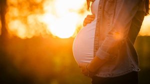 СЛИЗИСТАЯ ПРОБКА ПРИ БЕРЕМЕННОСТИ | Какая взаимосвязь между отхождением пробки и началом схваток