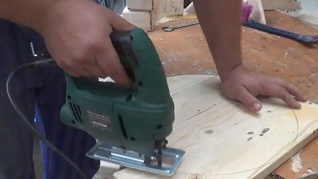 мебель из поддонов подставка под цветы