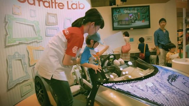 Camatte Tech and Design Lab at the 2014 Tokyo Toy Show смотреть онлайн