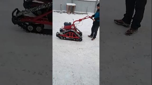 Отвечаем на вопросы по управляемости гусеницами Крутец смотреть онлайн