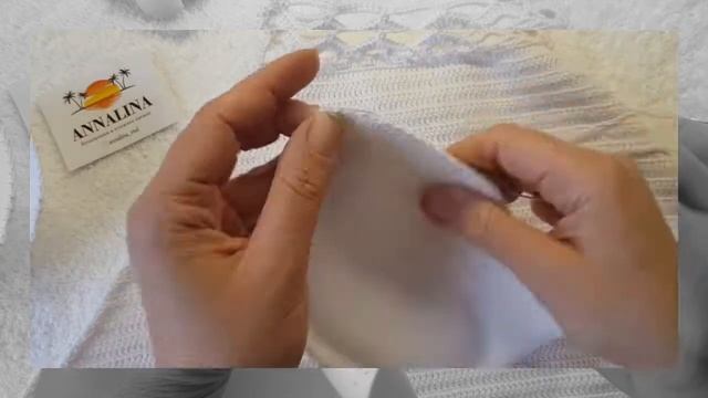 Пришиваем чашечки к вязаному топу
