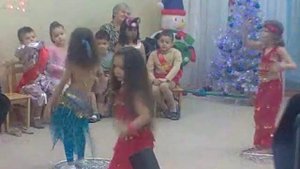 Oriental dance in kindergarten.(RU)