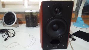 edifier p17 com Philips fr732