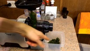? Сок из травы ? Тест шнековой соковыжималки FoodMatic Slow Juicer PSJ10H