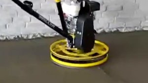 Бензиновая затирочная заглаживающая машина Wacker Neuson CT24