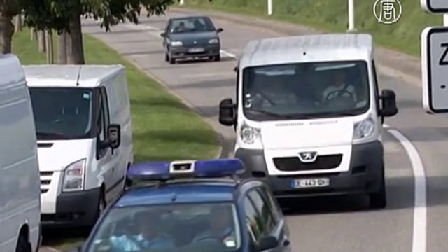 Обломок с острова Реюньон – часть Боинга 777 смотреть онлайн