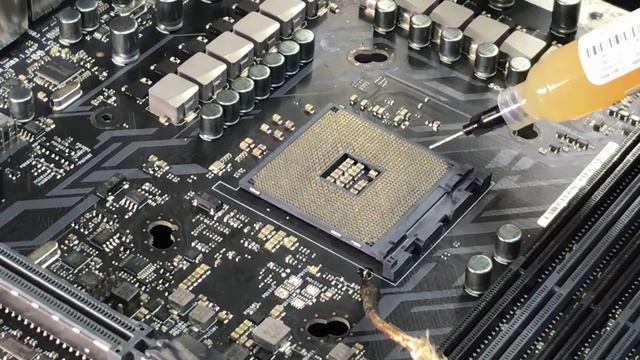 Замена сокета AM4 с помощью термофена / Socket AM4 replacement. Мать ASUS ROG CROSSHAIR VII HERO смотреть онлайн