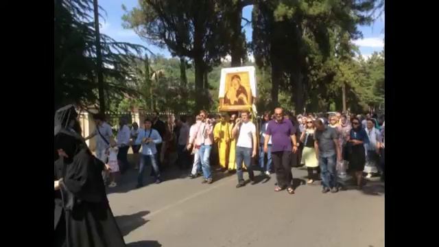 Крестный ход. Сухум. 14.06.2015 смотреть онлайн