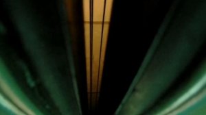 107) Движение канатов и противовеса в шахте лифта. 5 этаж. Лифт раб. с 1974 г., 0,65 м/с, 2019 год.