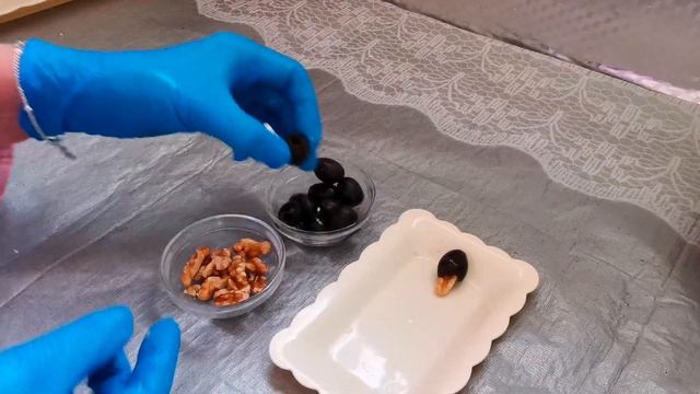 Обязательно приготовьте на новый год. Сырная закуска "Рафаэлло". Красиво, вкусно, просто..