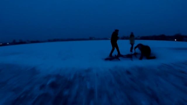 (взаимная подписка) Падение с велосипеда на льду . Нелепые падения смотреть онлайн