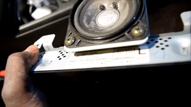 Infiniti M different screen sizes. 7 vs. 8 inch - Base, DVD and Navigation смотреть онлайн