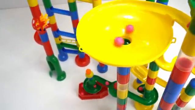 Paw Patrol help Build a Giant, Colorful Marble Maze!