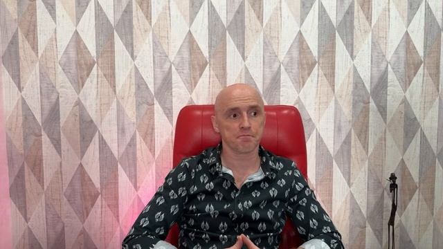 Как выбрать девушку и не поехать кукухой смотреть онлайн