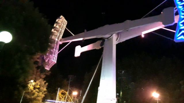 Сочи Лазаревское Парк Аттракцион Камикадзе мать его...