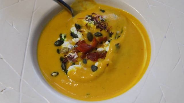 Гарбузовий крем-суп з печеним перцем смотреть онлайн