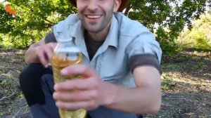 МОЧОЙ лечим УКУСЫ ОГНЕННЫХ МУРАВЬЕВ (Что, если вас укусили муравьи) Койот Питерсон на русском