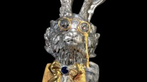 Настольная скульптура «Мудрый кролик»