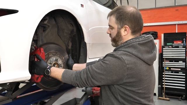 Toyota GR Yaris EBC Racing 2 Piece Floating Discs & RP-X Pads Installation Guide! смотреть онлайн