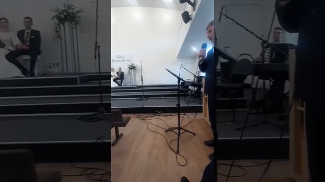 ОТЕЦ ЖЕНИХА КРАСИВО СПЕЛ НА СВАДЬБЕ? смотреть онлайн