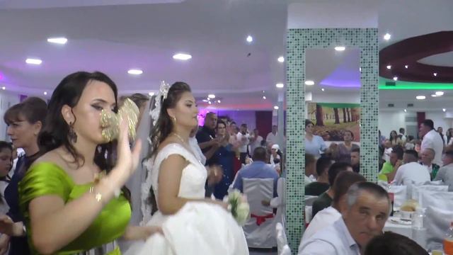 Porodica Mujović,kolo za mladence foto ELDAR Tutin 063 658564 смотреть онлайн