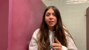 САМА ПОСТРИГЛА СЕБЕ ВОЛОСЫ БЕЗ РАЗРЕШЕНИЯ РОДИТЕЛЕЙ?!