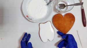 Разные способы заливки больших пряников одним цветом ?