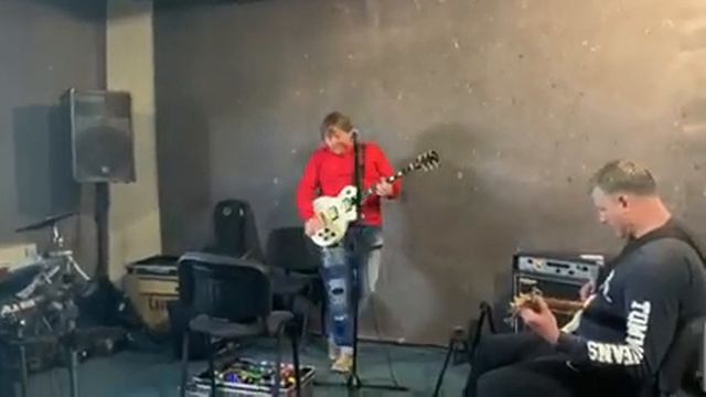 Кузьмин "Жёлтая дорога" , электрогитара Гибсон . смотреть онлайн