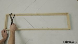 Полочка из подручных материалов | Лайфхакер