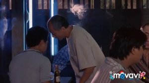 Вандам танцует в баре