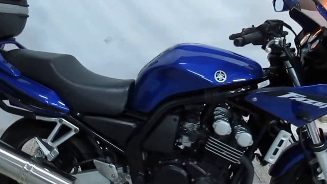 YAMAHA FZS 600 Fazer (3363) смотреть онлайн