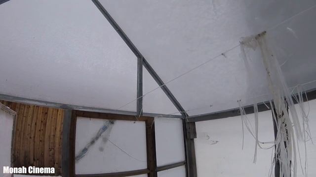 Хорошо в деревне ̶л̶е̶т̶о̶м̶ ЗИМОЙ. Про крышу теплицы. УАЗ Патриот застрял в глубоком снегу. смотреть онлайн