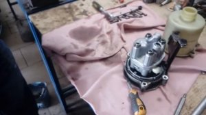 ремонт мотора ЭГУР в моей Шкоде